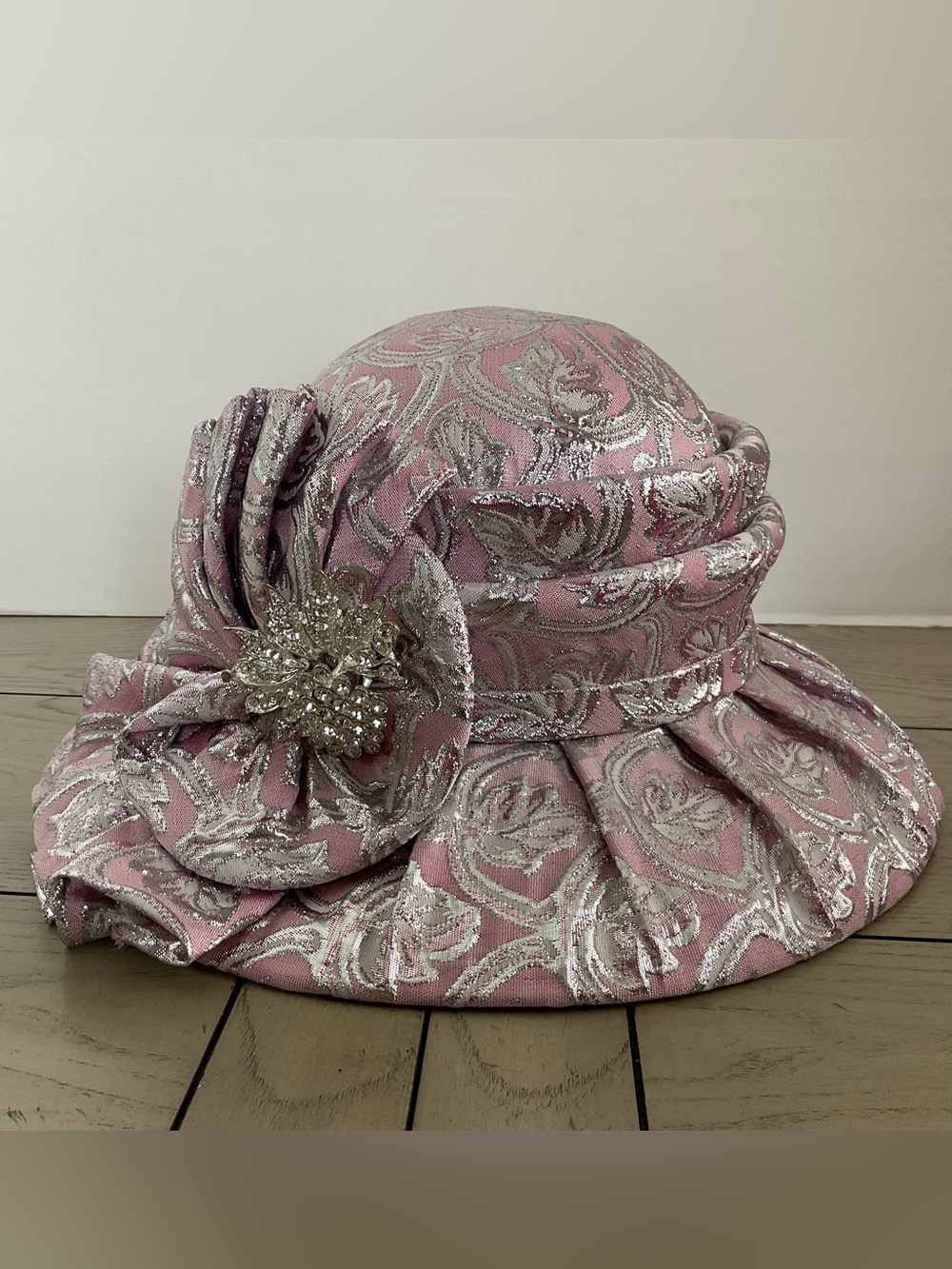 Mr Hi’s Classic Pink w/ Silver Metallic Hat w/Brooch ~Floral ~Church Hat - Picture 2 of 13